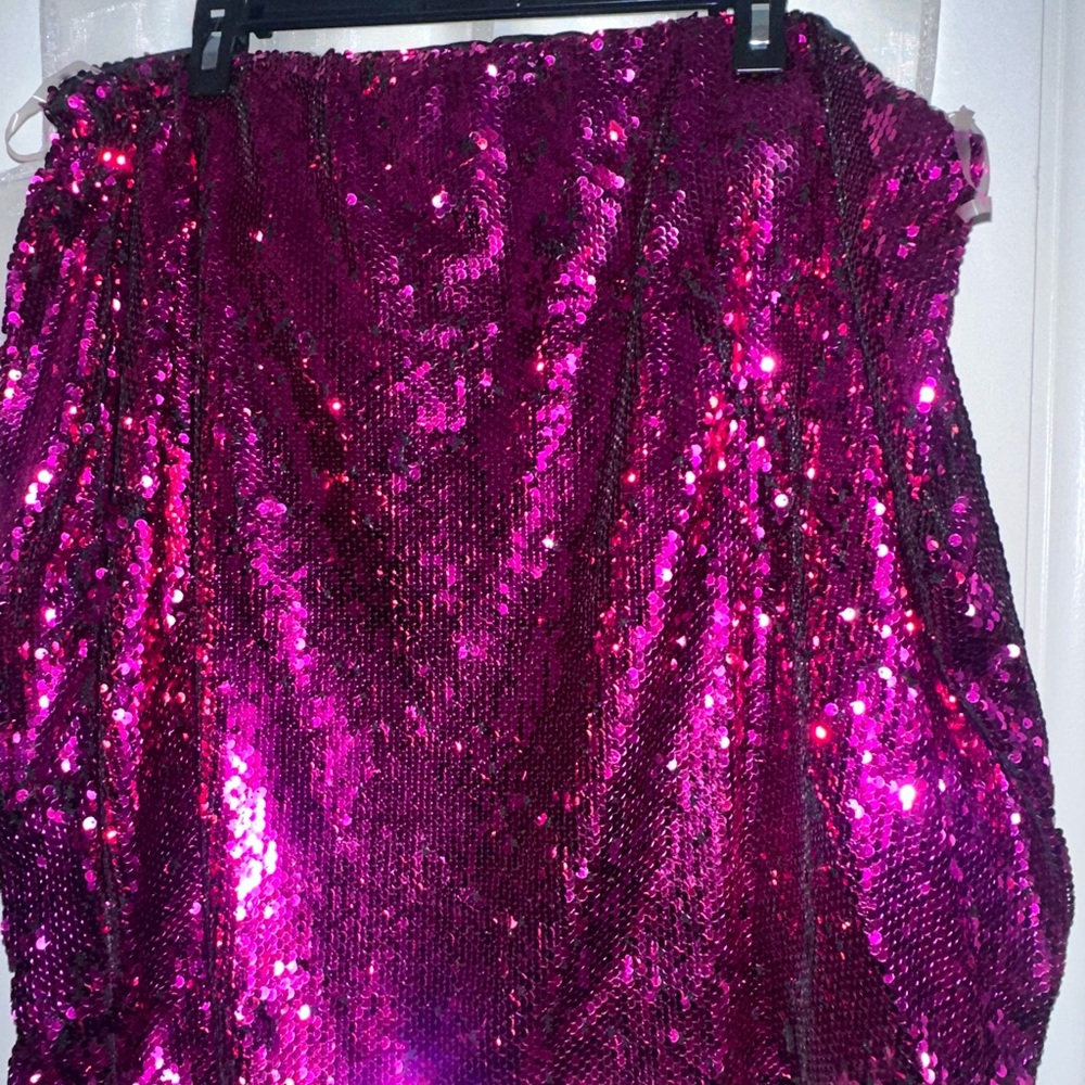 Sequin Mini Skirt in Pink